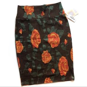 LuLaRoe | NWT Cassie Brown Pencil Skirt Small